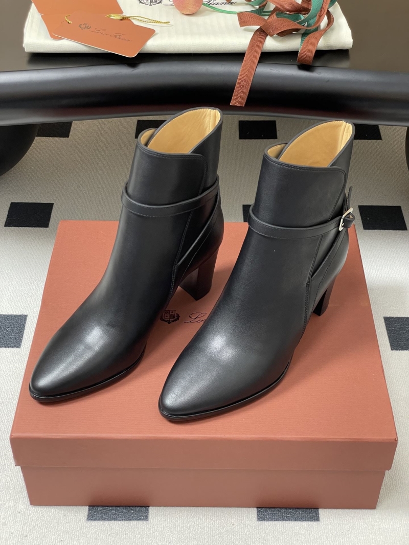 L0r0 P1ana boots